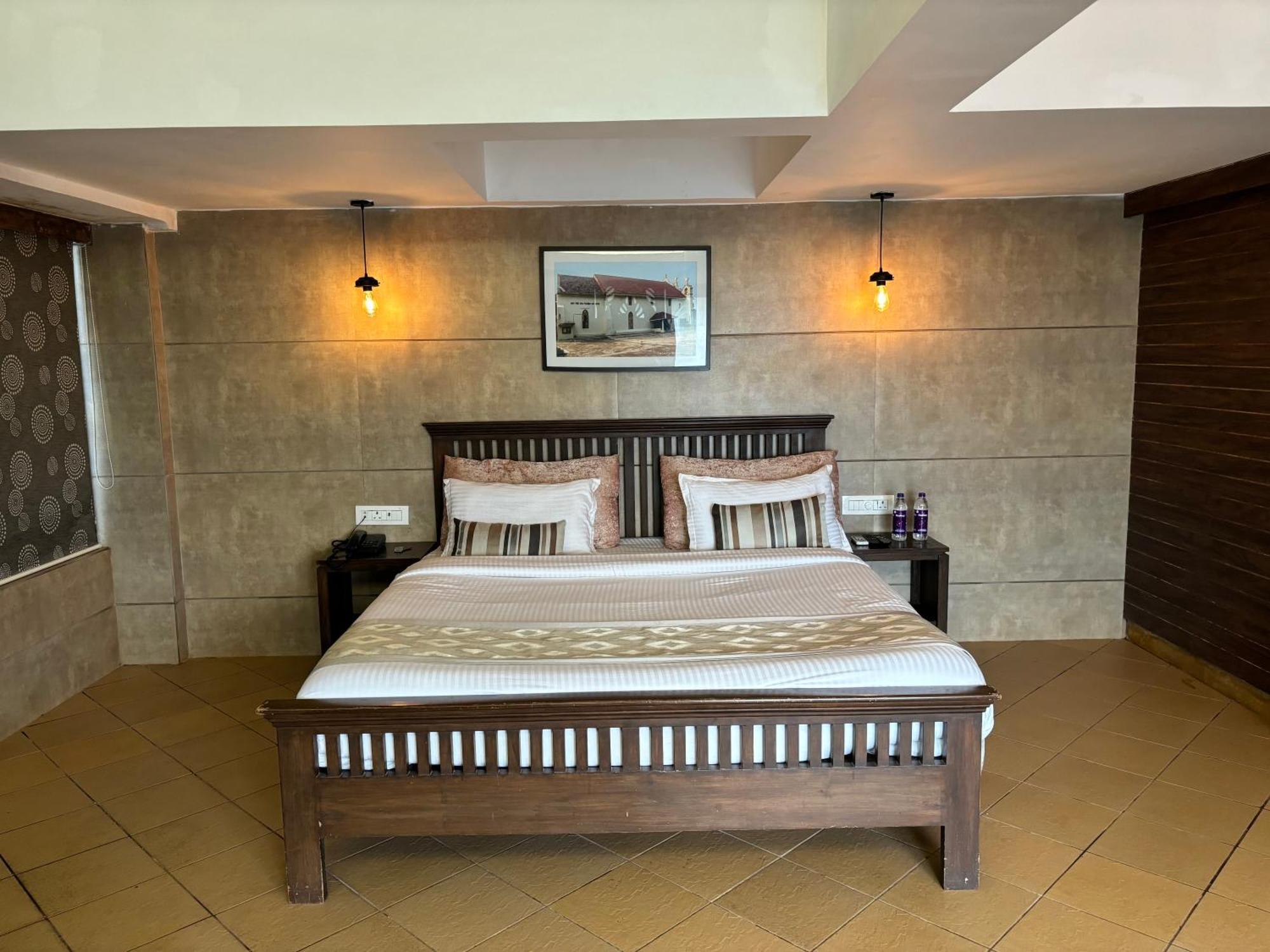 Silverador Resort Thane Eksteriør bilde