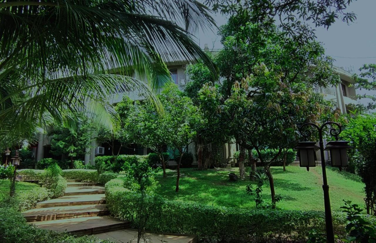 Silverador Resort Thane Eksteriør bilde
