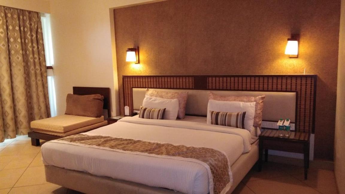 Silverador Resort Thane Eksteriør bilde