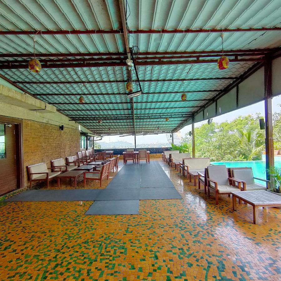 Silverador Resort Thane Eksteriør bilde